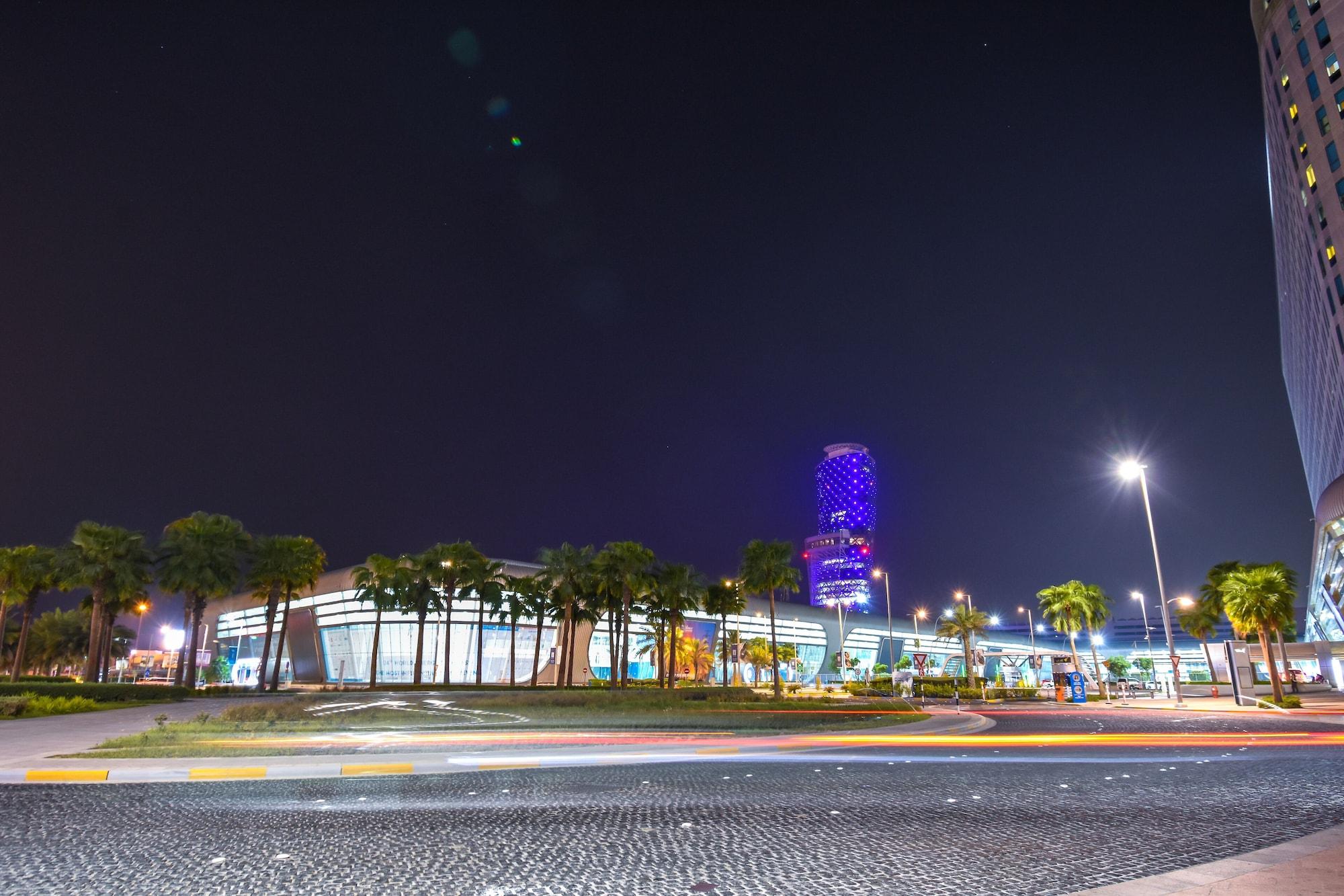 Premier Inn Abu Dhabi Capital Centre Екстериор снимка